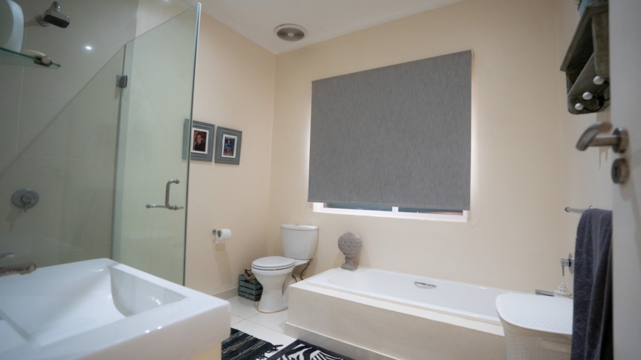 4 Bedroom Property for Sale in Wilkoppies North West